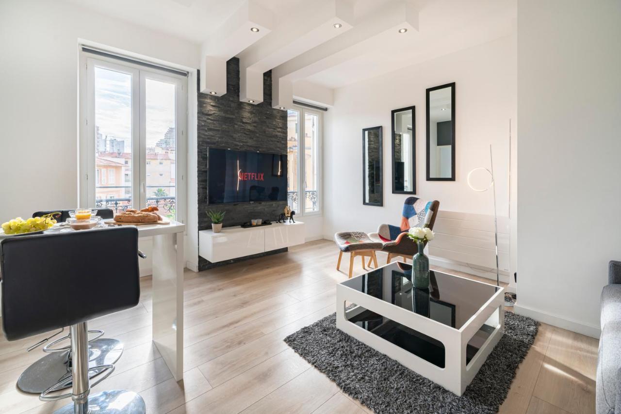 Frontiere Monaco, Appartement Renove Entierement - Ag 博索莱伊 外观 照片